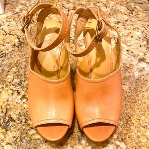 High heeled Nine West sandals